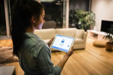 How to Incorporate Smart Home Technology in Your Design Build Project